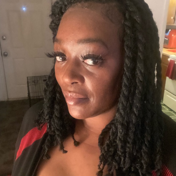 Meet your Posher, Lawaina - Picture 9 of 15